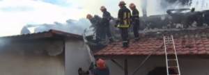 FOTO / Destin tragic pentru un bărbat din Bacău. A murit ars de viu, într-un incendiu provocat de o banală candelă