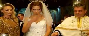VIDEO / Imagini din biserică, de la nunta lui Gabriel Cotabiţă cu Alina! Mărturisirea făcută de artist la ieşirea din lăcaşul sfânt