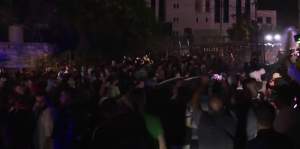 Proteste la Ambasada SUA din Liban! Autoritățile intervenit cu tunuri cu apă și gaze lacrimogene, după ce s-au auzit focuri de armă / VIDEO