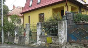 FOTO / Așa arată casa lui Florin Piersic. E situată în Cluj, pe malul Someșului
