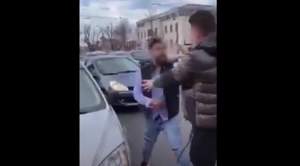 Momentul care a declanșat violența dintre soțul Andreei Tonciu și bărbatul care l-a tăiat cu un cuțit! A fost filmat tot scandalul / VIDEO
