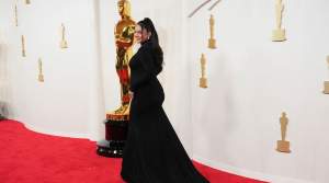 Vanessa Hudgens este însărcinată! Actrița s-a afișat cu burtica de gravidă pe covorul roșu al Premiilor Oscar / FOTO