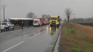 Accident cumplit pe ”Drumul Morții” din Buzău. Un bărbat și-a pierdut viața, după ce un TIR l-a lovit frontal / FOTO