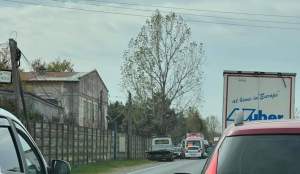Accident rutier grav în județul Prahova! Un microbuz și un TIR s-au ciocnit violent. În autoturism se aflau 19 persoane