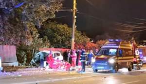 Accident înfiorător în Constanța! Un tânăr de 21 de ani a murit, după ce maşina în care se afla s-a rupt în două / FOTO