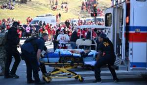 Mai multe persoane, grav rănite la Super Bowl, în Statele Unite ale Americii. S-au tras focuri de armă la parada victoriei / FOTO