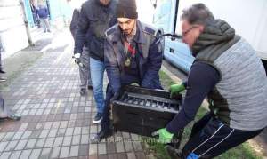 38 de kilograme de opiu au fost găsite în autoturismul unui cetățean turc. Voia să treacă pe la frontiera Calafat / FOTO