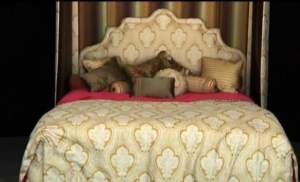 Regina Angliei are cel mai scump pat din lume! Vezi cum arată bijuteria din dormitorul regal!