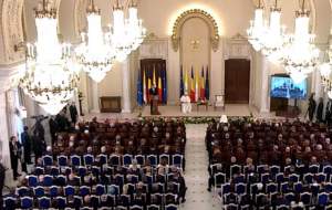 Klaus Iohannis, cuvinte emoţionante la adresa Papei Francisc. "Mesajul primit atunci a rodit, iar România şi-a găsit destinul"