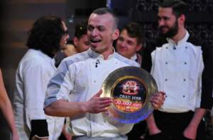 VIDEO / Prima ediţie a show-ului "Chefi la cuţite" a ajuns la final! El este marele câştigător al emisiunii de la Antena 1