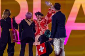 Val de critici la Eurovision, după ce Nemo a câștigat finala din 2024! Artistul din Elveția a fost desființat de public: ”Să vă fie rușine”