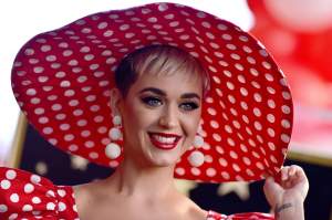 Katy Perry este cel mai bine plătită artistă! I-au intrat în cont sume cu multe zerouri
