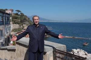 4 gafe pe care Silvio Berlusconi le-a făcut. Au intrat în istorie