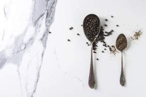 Ce se întâmplă dacă pui piper negru în cafea. Beneficii pentru sănătate