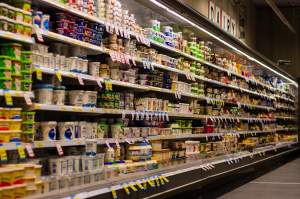 Alimentul retras de pe rafturile magazinelor. Conținea un pesticid interzis în Uniunea Europeană