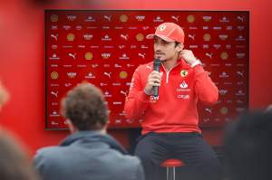 Ce se întâmplă astăzi la Formula 1. Russell şi Alonso s-au întâlnit într-o cafenea după accidentul de la Melbourne
