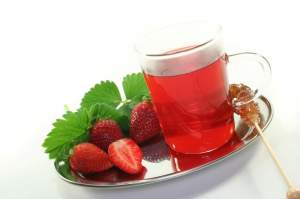 De ce e bine să bei ceai de căpșuni. 5 beneficii uimitoare pentru sănătate