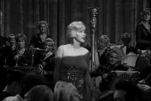 Ştiaţi că... numele real al lui Marilyn Monroe era Norma Jeane Mortenson?