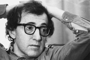 Woody Allen a avut o relaţie cu o minoră, care a dezvăluit acum, totul: "M-a făcut cine sunt astăzi"