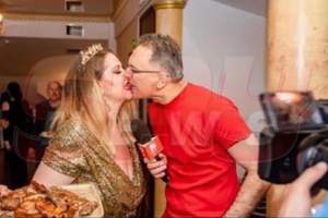 Oana Lis, sărut cu un alt bărbat, în fața lui Viorel Lis! Avem imaginile. FOTO
