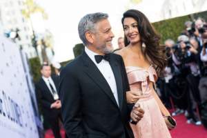 George Clooney și-a “premiat” prietenii cu câte 1 milion de dolari pentru ajutorul primit în tinerețe! Actorul a recunoscut tot: “Am dormit la ei pe canapea”