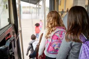 Elevii germani pot repeta anul școlar afectat de pandemie! Ce părere are Sorin Cîmpeanu despre această variantă
