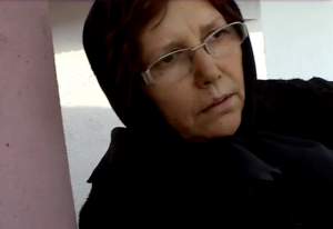 VIDEO / Mama Denisei Răducu, declaraţii năucitoare la mormântul artistei: "Aş omorî ca să învieze fata"