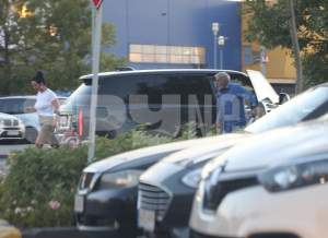 Probleme în paradis? Ilie Năstase și soția sa, Ioana, au ieșit separat din mall. Cum au fost surprinși de paparazzi Spynews.ro / PAPARAZZI