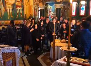 VIDEO /  Azi e parastasul de 40 de zile al Ilenei Ciuculete. Primele imagini cu Cornel Galeş la biserică