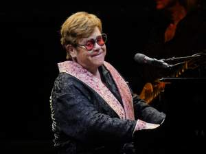 Elton John şi-a încheiat cariera muzicală! Legendă și-a finalizat turneul de rămas-bun în Suedia, cu cele mai populare melodii
