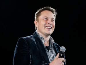 Ce l-a determinat pe Elon Musk să schimbe logo-ul Twitter în X. Cum va arăta platforma după cernitele miliardarului