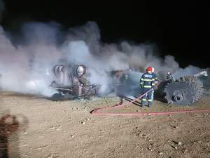 Incendiu puternic la o magistrală de gaz de pe șantierul Autostrăzii Moldovei! A fost activat planul roșu de intervenție / FOTO