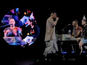 Babasha l-a avertizat pe Chris Martin, înainte să urce pe scenă, la concertul Coldplay! Artistul știa ce urmează să se întâmple: ”I-am zis...”