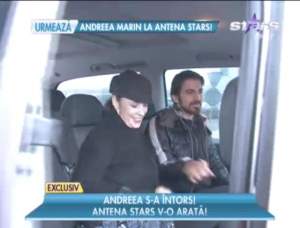 VIDEO Andreea Marin şi Tuncay s-au întors din luna de miere! Vezi primele fotografii din aeroport cu proaspeţii însurăţei