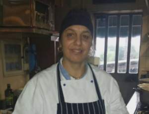 Angela Nicu a murit la 53 de ani, după ce s-a luptat cu o boală gravă. Românca lucra în Italia, ca bucătăreasă: ”Cu profundă durere...” / FOTO