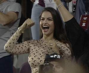 Cum a fost surprinsă Sandra Mutu pe stadion. Iubita celebrului fotbalist a atras toate privirile: "Haideți odată!" / FOTO