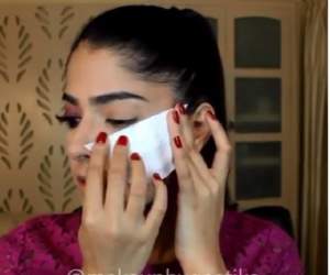 VIDEO / Şi-a lipit un absorbant pe faţă şi totul a devenit viral! Este cel mai tare truc de machiaj