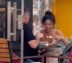 Doinița Oancea, surprinsă în timp ce lua masa cu un bărbat misterios. Chiar fanii ei au filmat-o, în centrul Bucureștiului / FOTO 