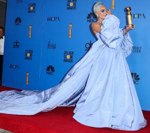 Lady Gaga nu se zgârceşte! Suma colosală pe care a scos-o din buzunar pentru gala Globurile de Aur