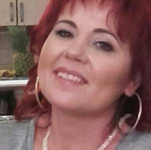 Cine este Alessia, femeia care a murit sub un tramvai, în Arad. A decedat încercând să o coboare pe fiica ei aflată într-un scaun cu rotile / FOTO