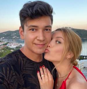 Elena Gheorghe sărbătorește ziua de naștere a soțului. Cântăreața a publicat imagini de colecție alături de Cornel Ene / GALERIE FOTO