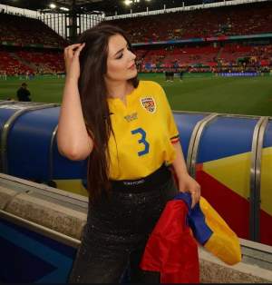 Radu Drăgușin și iubita lui, sărut pasional pe stadion, după calificarea în optimile Euro 2024! Ioana Stan este cea mai mare susținătoare a fotbalistului / FOTO