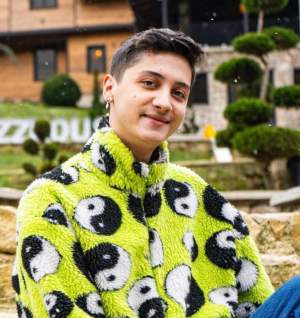 Cât de mult a fost afectat Vlad Neamțu de hate-ul din online, din cauza vocii sale speciale! Tânărul influencer și-a construit o comunitate mare de fani / VIDEO
