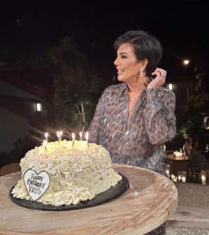 Ce imagini uluitoare a postat Anastasia Soare de la ziua de naștere a lui Kris Jenner. Este prezentă în fiecare an: „Te iubim!” \ VIDEO
