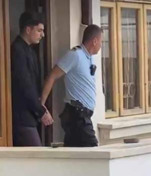 Vlad Pascu a ajuns, din nou, în fața instanței! Imagini cu șoferul drogat la Judecătoria Mangalia / FOTO