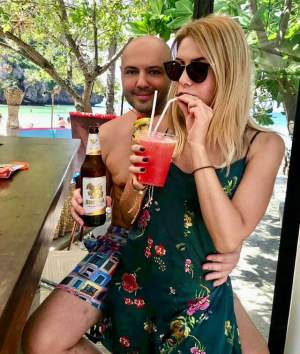Soția lui Mihai Mitoșeru e beton armat în costum de baie. Noemi a încins plajele din Thailanda!