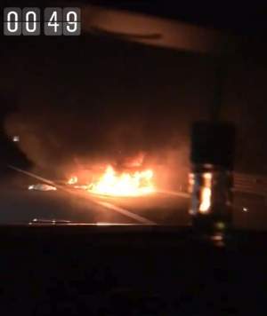 Culiţă Sterp, maşină în flăcări pe autostradă! "Ce-i aici, Doamne?" / VIDEO