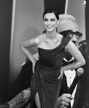 Star Matinal. Catrinel Menghia, apariție spectaculoasă pe covorul roșu de la Cannes. Cum arată vedeta, la două luni de la naștere / VIDEO