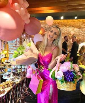 Andreea Bănică își aniversează ziua de naștere și 13 ani de la căsătorie. Vedeta a organizat o petrecere fastuasă / GALERIE FOTO