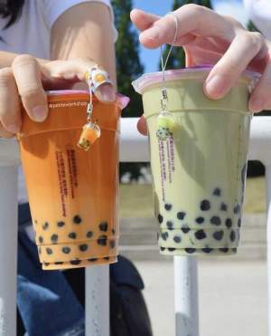 Ce este și ce gust are Bubble Tea. Băutura celebră în Asia a devenit din ce în ce mai căutată în România